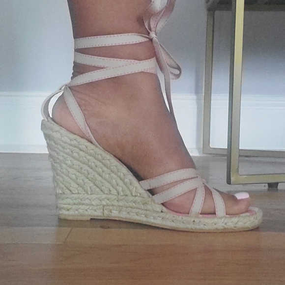 Tommy Hilfiger | Shoes | Ankle Wrap 